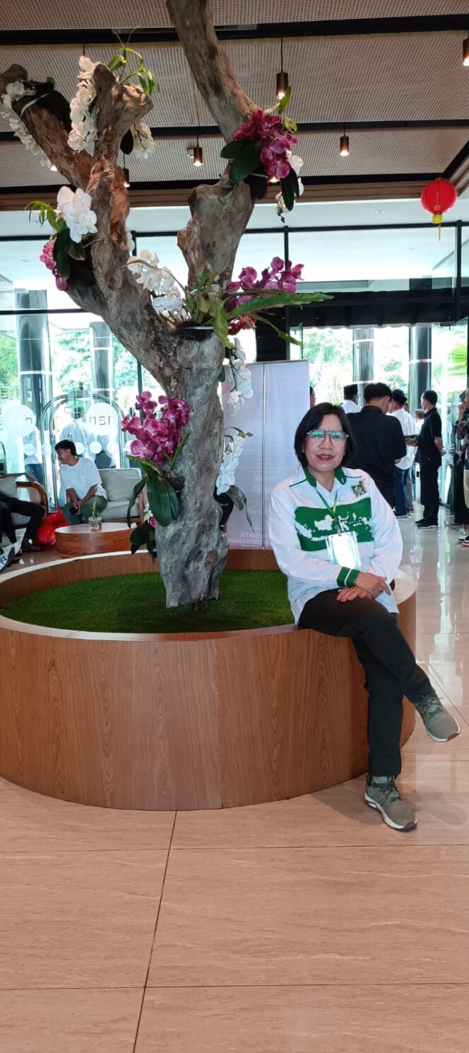 
					Anggota DPRD NTT, Klara Motu Loi 