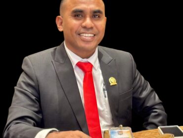 Anggota Komisi V DPRD NTT, Simson Polin