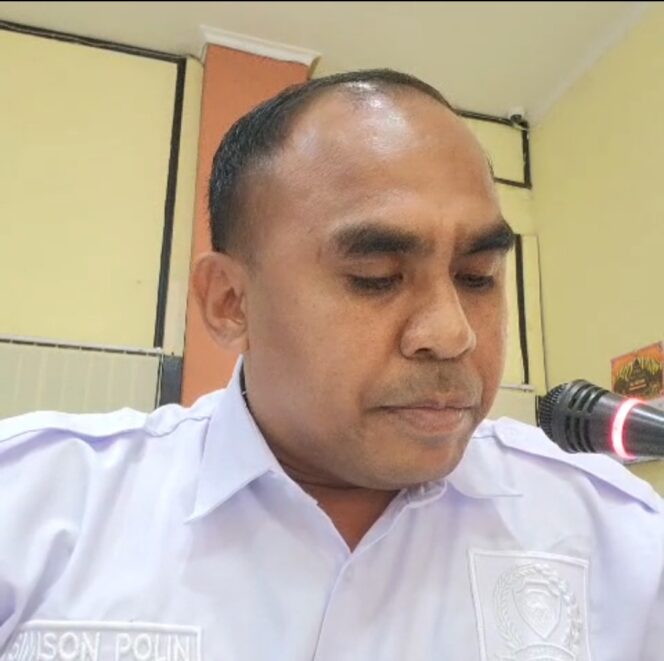
					Anggota Komisi IV DPRD NTT dari Partai Solidaritas Indonesia (PSI), Simson Pilin 