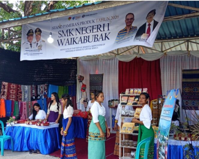 
					Stand SMK Negeri 1 Waikabubak 