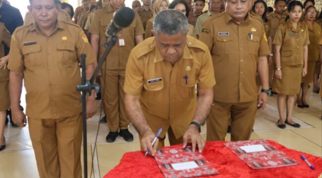 Penandatanganan Perjanjian Kinerja (PK) dan Pakta Integritas Tahun 2026 oleh ASN Sekretariat DPRD NTT 