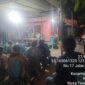 Warga Oetete berdialog dengan Anggota DPRD NTT, Marselinus Anggur Ngganggus saat reses