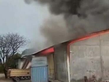 Gudang Terbakar. Foto: Istimewa 