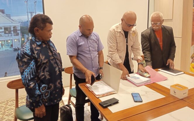 
					Dewan Kehormatan KAI NTT Resmi Terima Berkas Dugaan Pelanggaran Etik BT